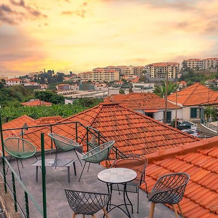 Quintinha Tropical - Panoramic Gateway To Madeira Hotel ฟุงชาล ภายนอก รูปภาพ