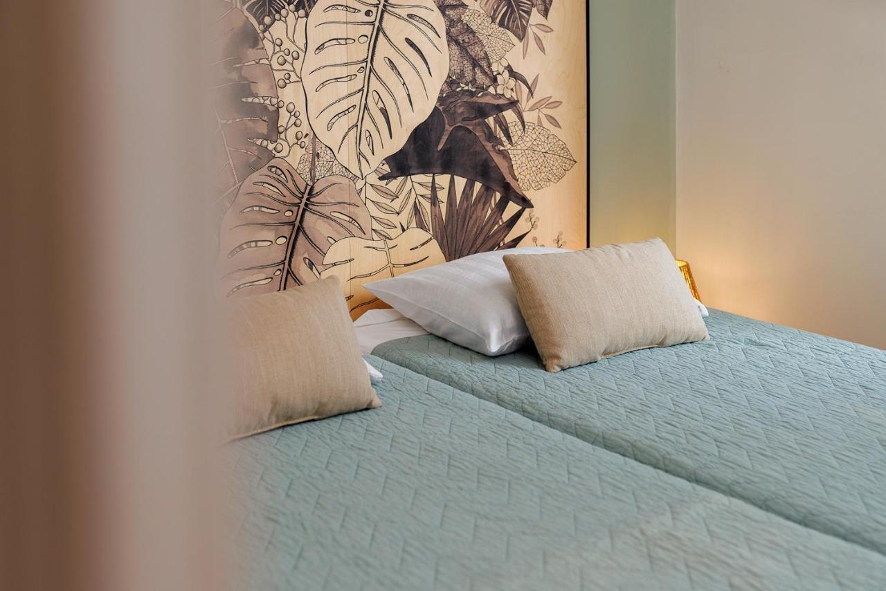 Quintinha Tropical - Panoramic Gateway To Madeira Hotel ฟุงชาล ภายนอก รูปภาพ